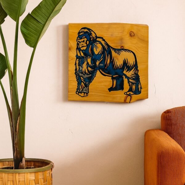 neldi art gallery product gorilla Resin concept