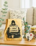 neldi art gallery product Banksy I Want Change concept